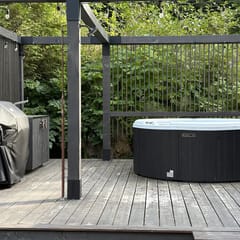 Flow Cottage: Private Hot Tub
