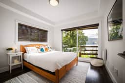 Sitka House - Image 2