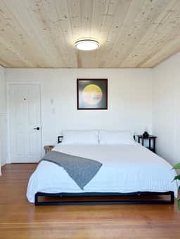 San Juan Surfhouse - Oceanfront Vacation Rental - Image 4