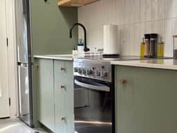 Flow Cottage: Private Hot Tub - Image 5