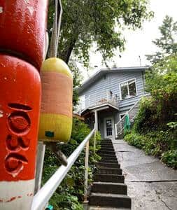 The Surf Chalet - Image 2