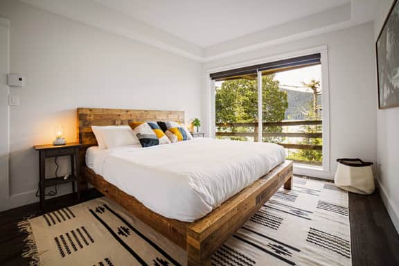 Sitka House - Image 5